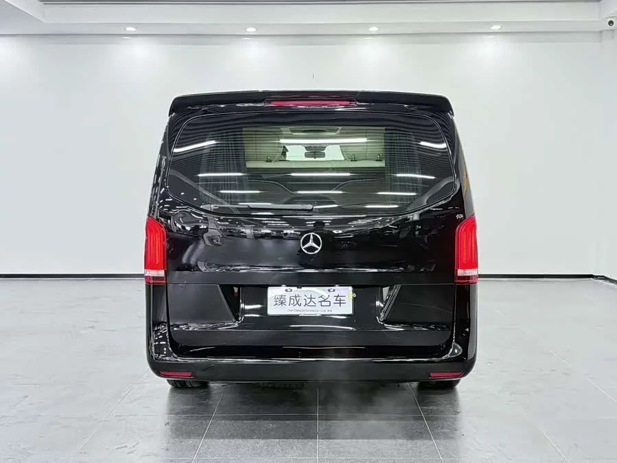 Mercedes Benz Vito