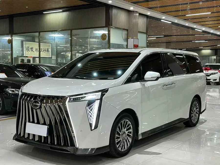 GAC Trumpchi M8