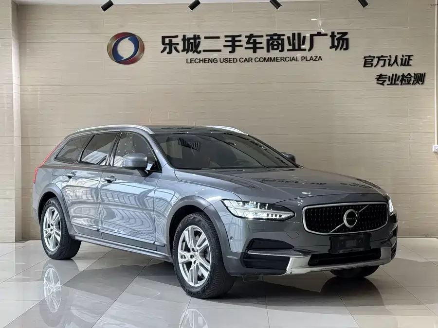 Volvo V90