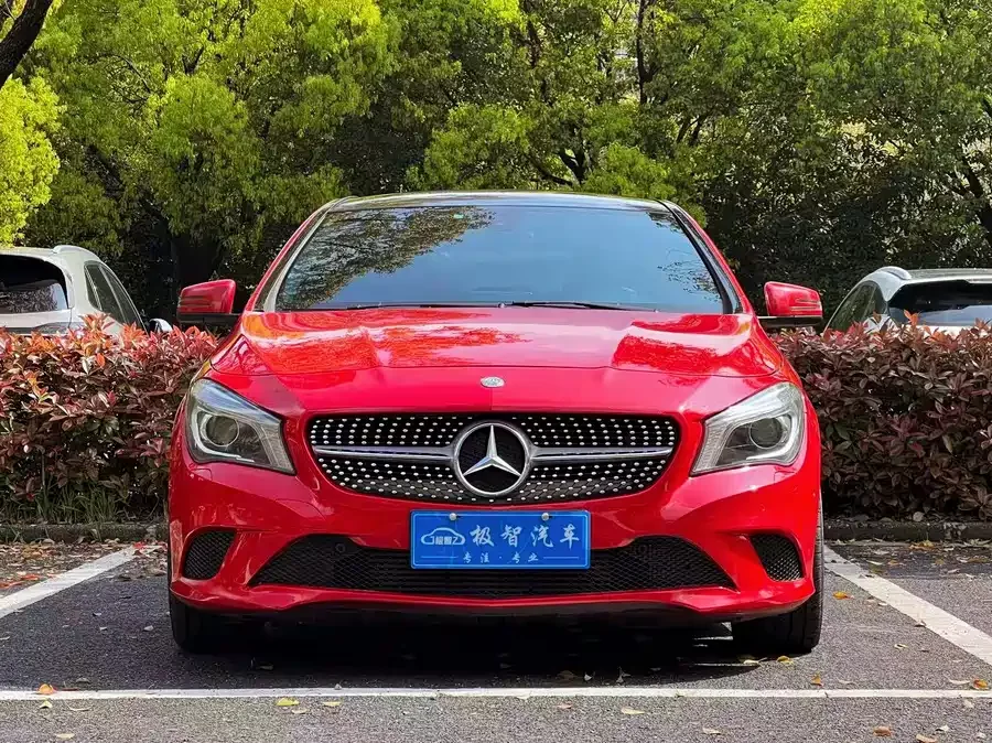 Mercedes-Benz CLA