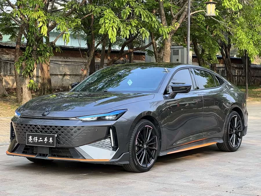 Changan UNI-V