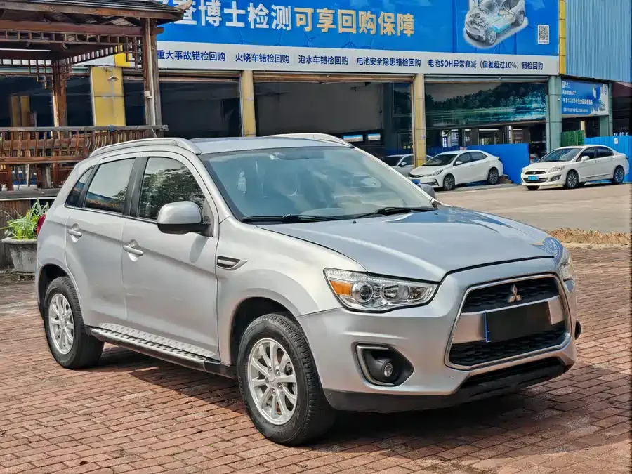 Mitsubishi ASX