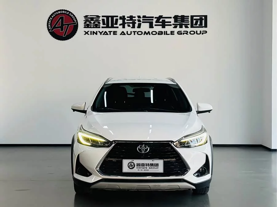 Toyota YARiS L