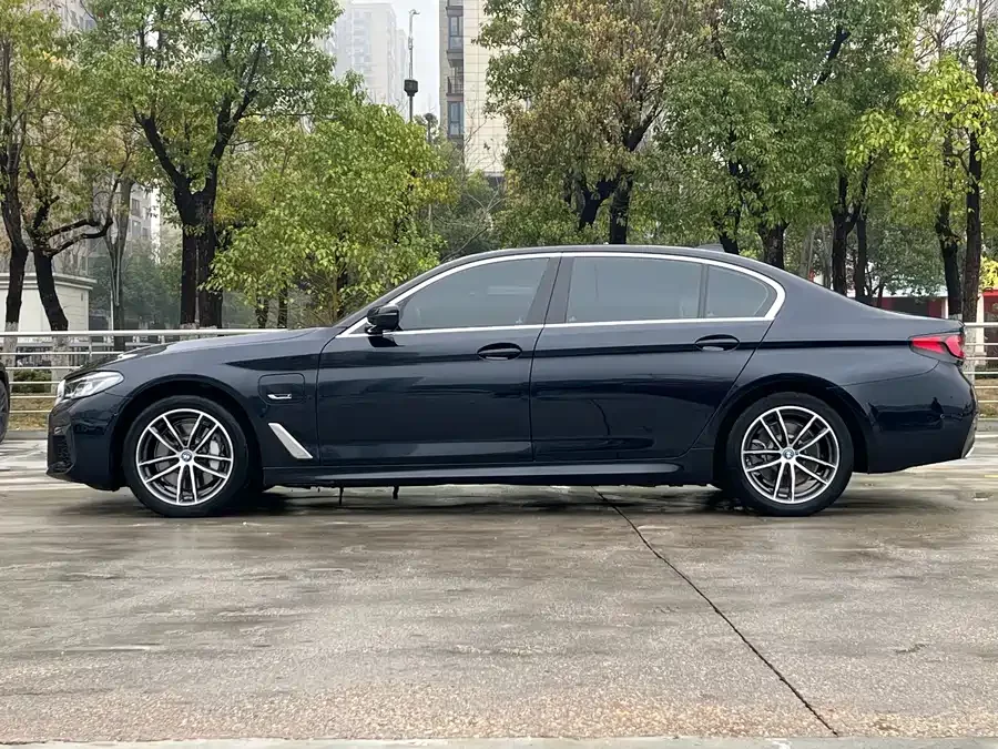 BMW 5 Series New Energy