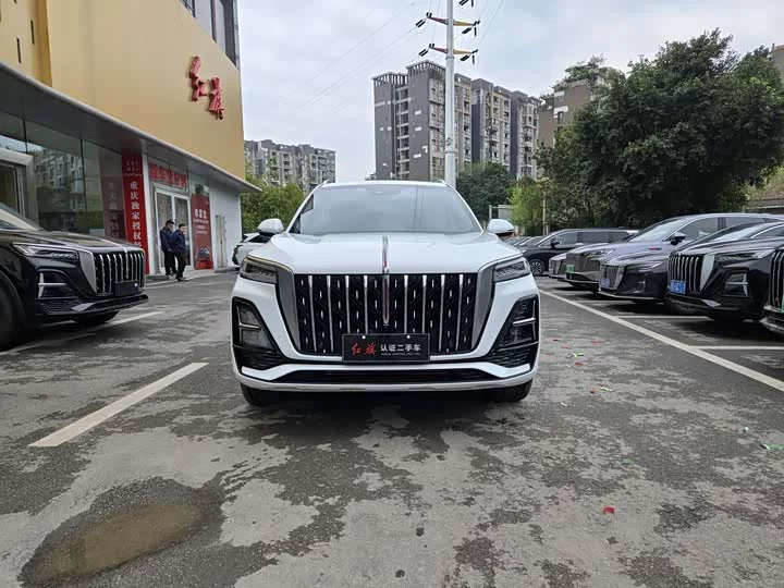 Hongqi HS5