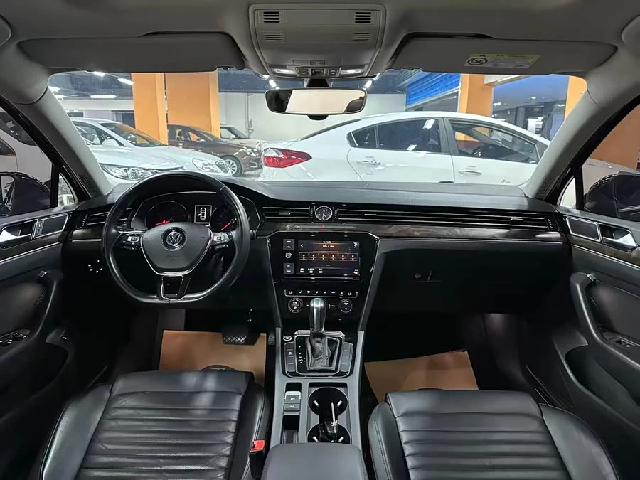 Volkswagen Magotan
