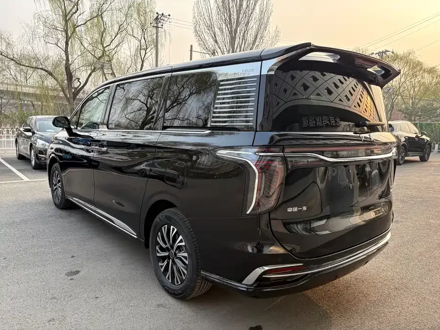 Hongqi HQ9 PHEV
