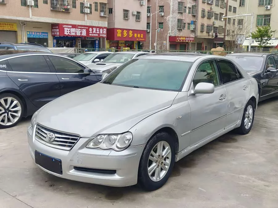 Toyota Reiz