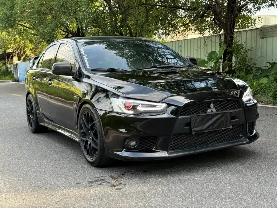 Mitsubishi Wing God