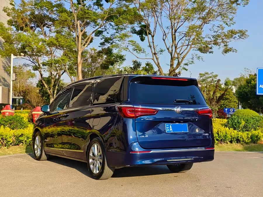 Buick GL8