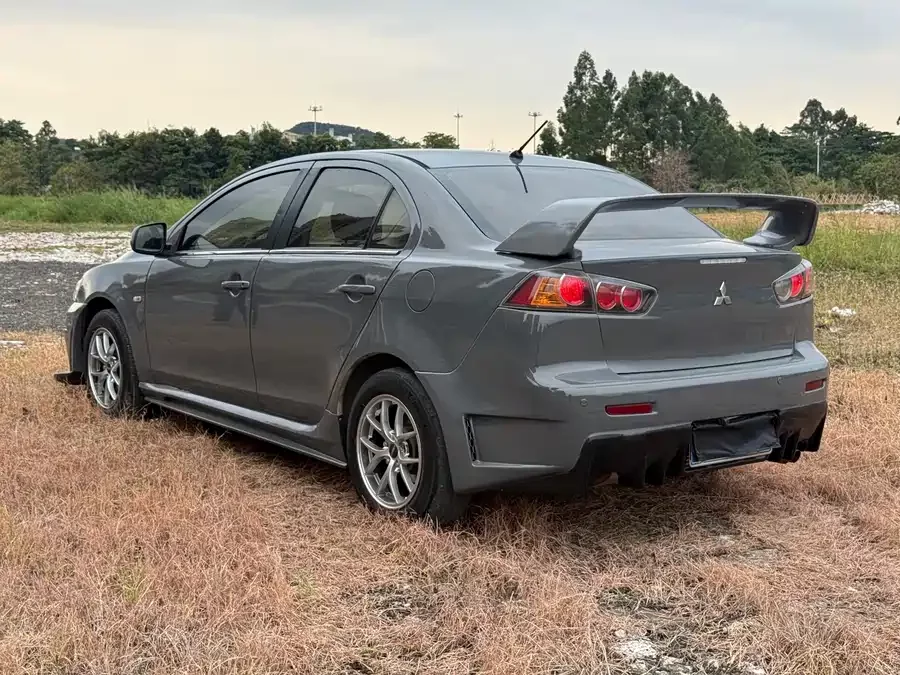 Mitsubishi Wing God