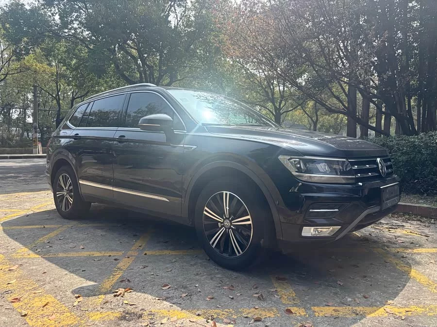 Volkswagen Tiguan L