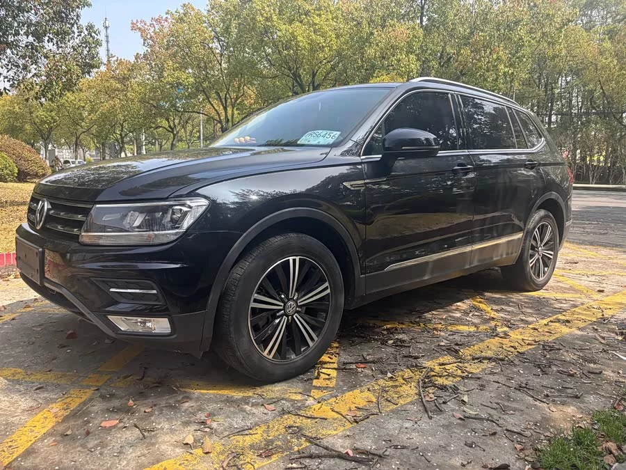 Volkswagen Tiguan L