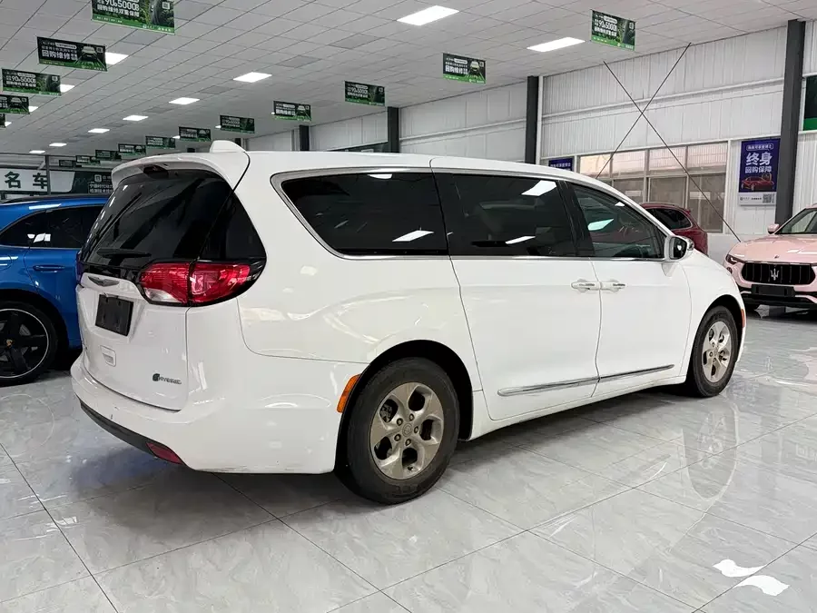 Chrysler Grand Voyager PHEV