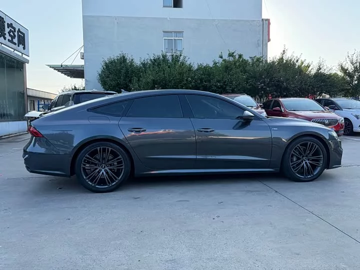 Audi A7