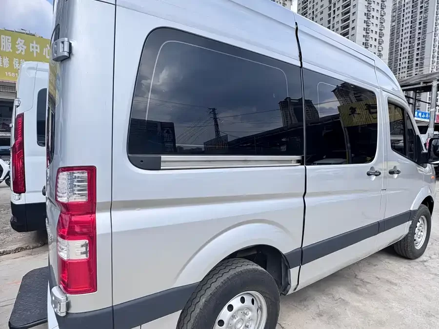 Foton Tuano