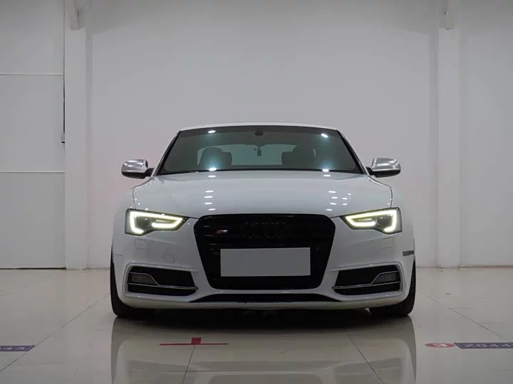 Audi S5