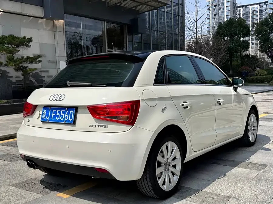 Audi A1