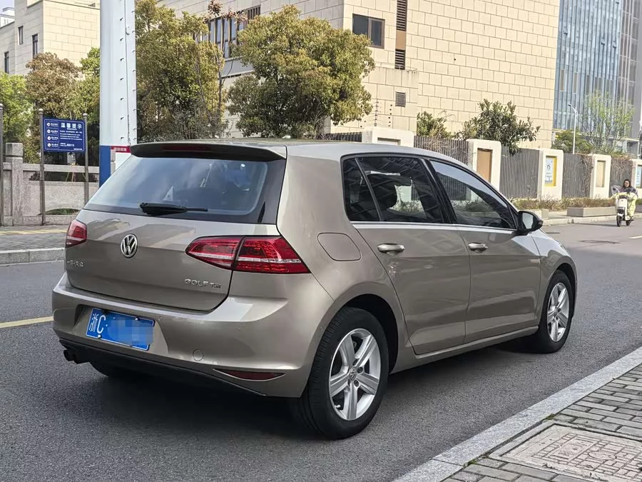 Volkswagen golf