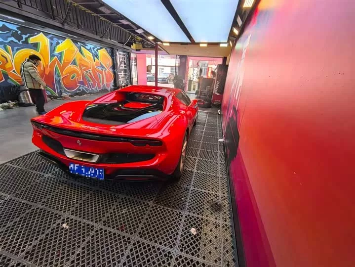 ferrari 296