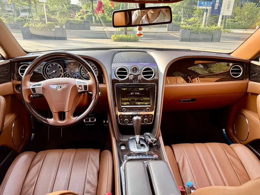 Bentley Flying Spur
