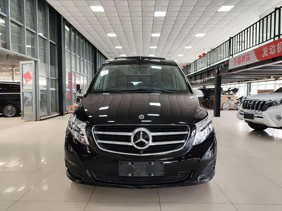 Mercedes Benz Class V