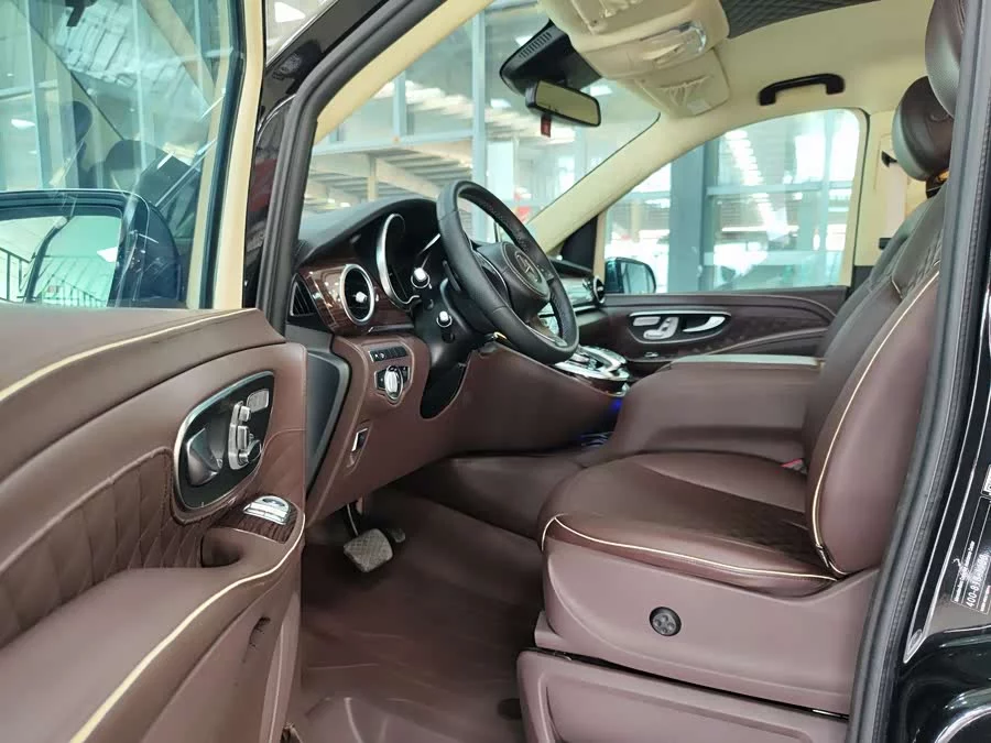 Mercedes Benz Class V