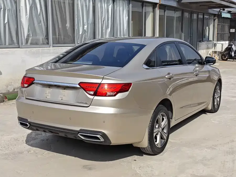 Geely Emgrand GL