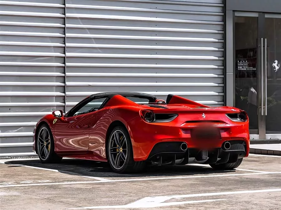 Ferrari 488