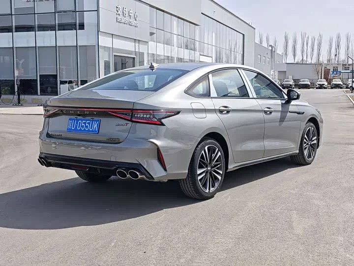 Chery Arrizo 8