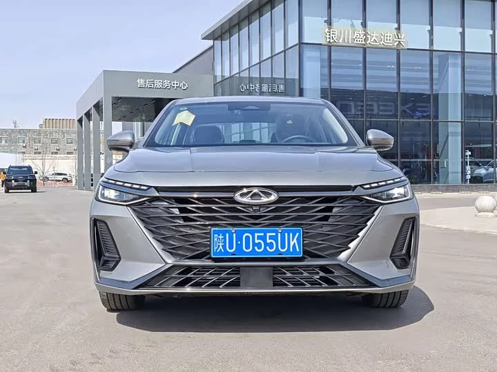 Chery Arrizo 8