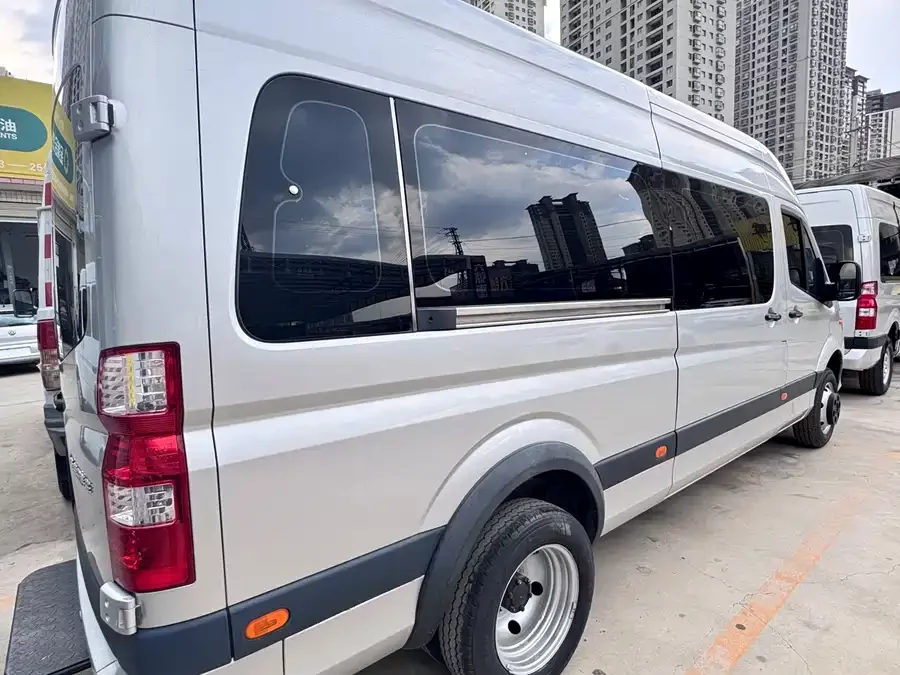 Foton Tuano