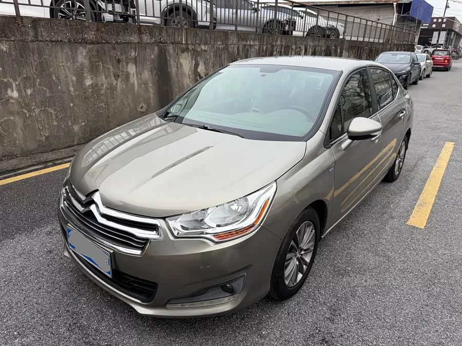 Citroën C4L