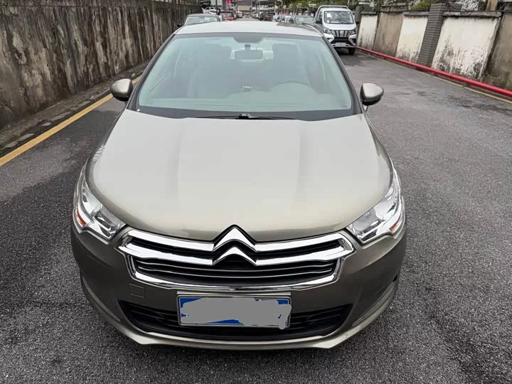 Citroën C4L