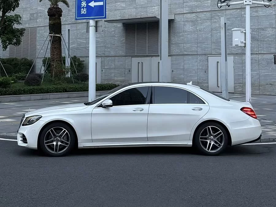 Mercedes Benz S class