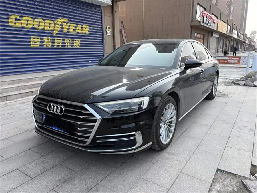 Audi A8