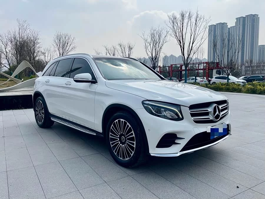 Mercedes Benz GLC