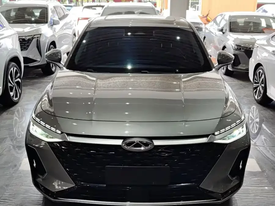 Chery Arrizo 8