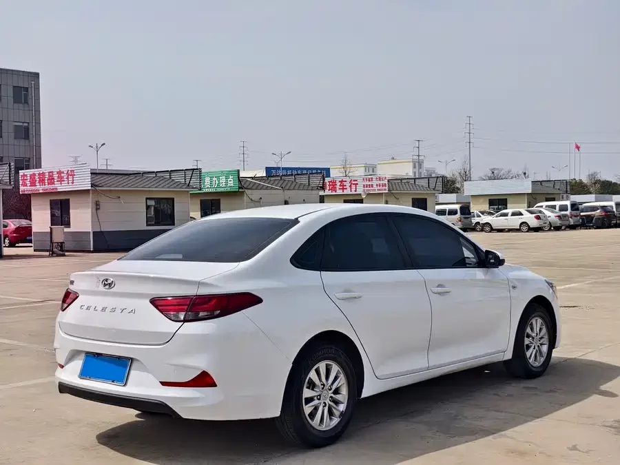 Hyundai Elantra / Celesta