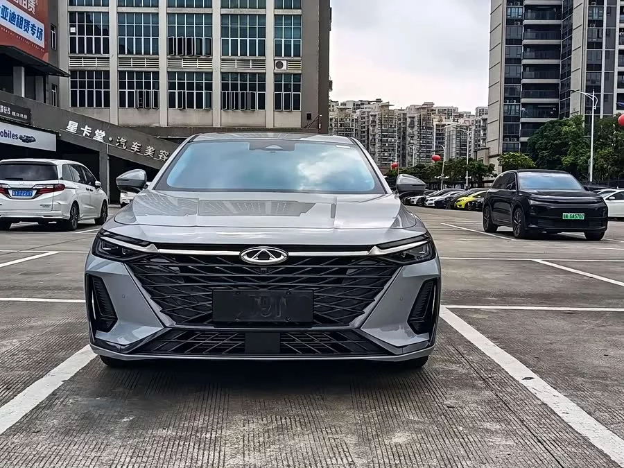 Chery Arrizo 8