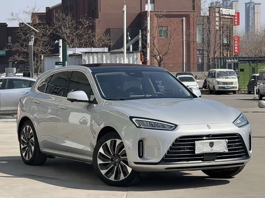 AITO Wenjie M5