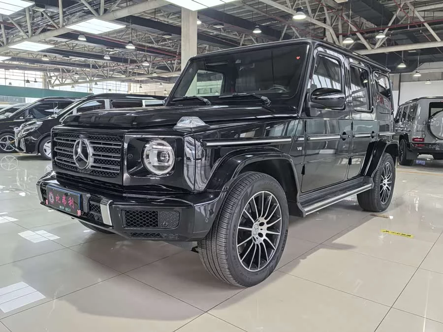Mercedes Benz G-rated