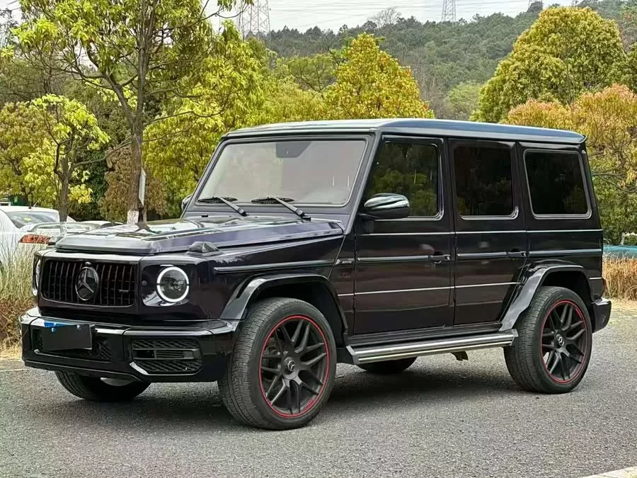 Mercedes Benz G-rated