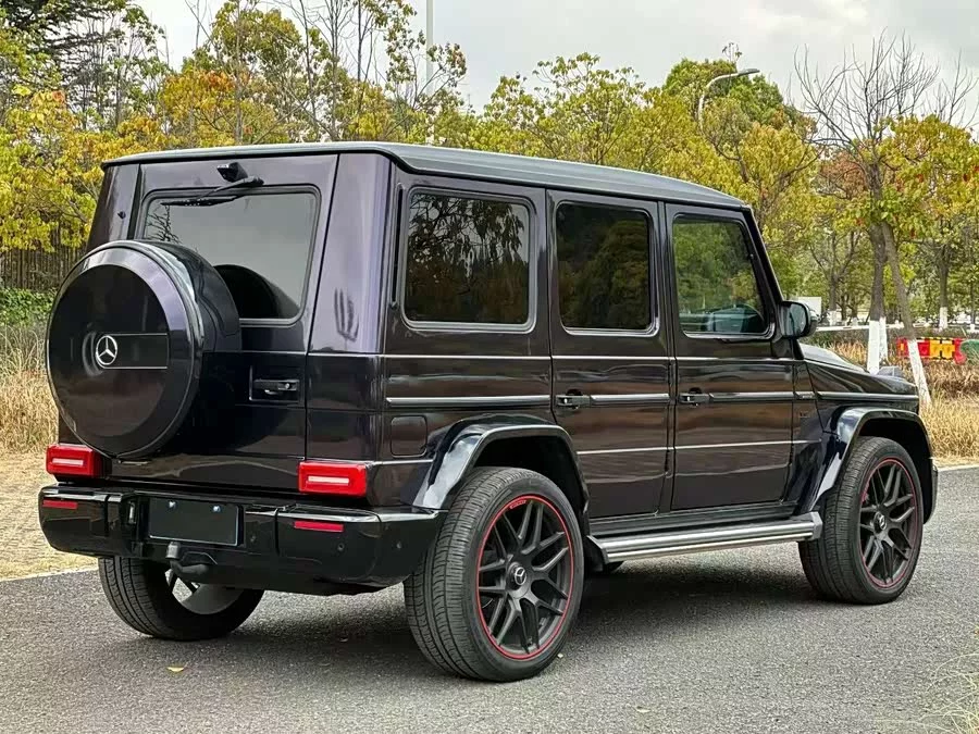 Mercedes Benz G-rated
