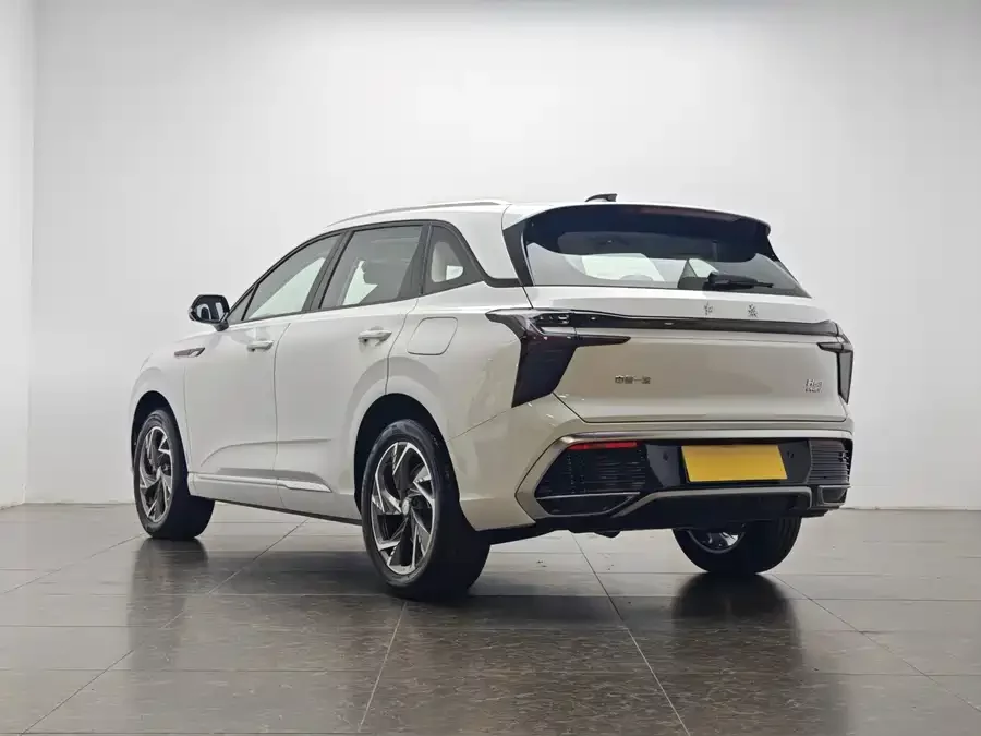 Hongqi HS3 PHEV