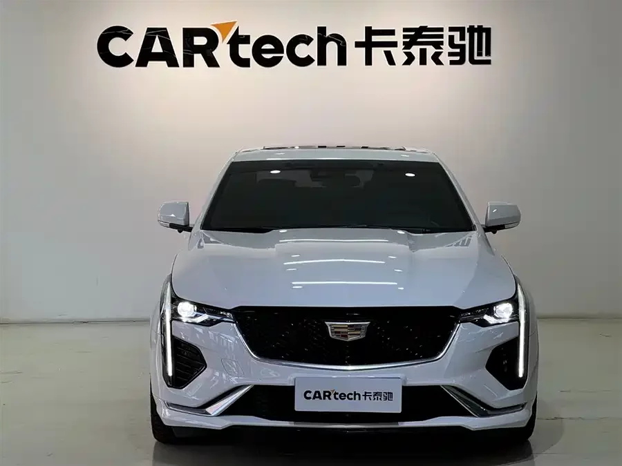 Cadillac CT4