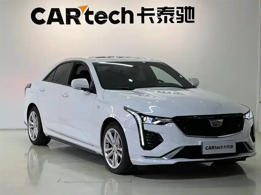 Cadillac CT4