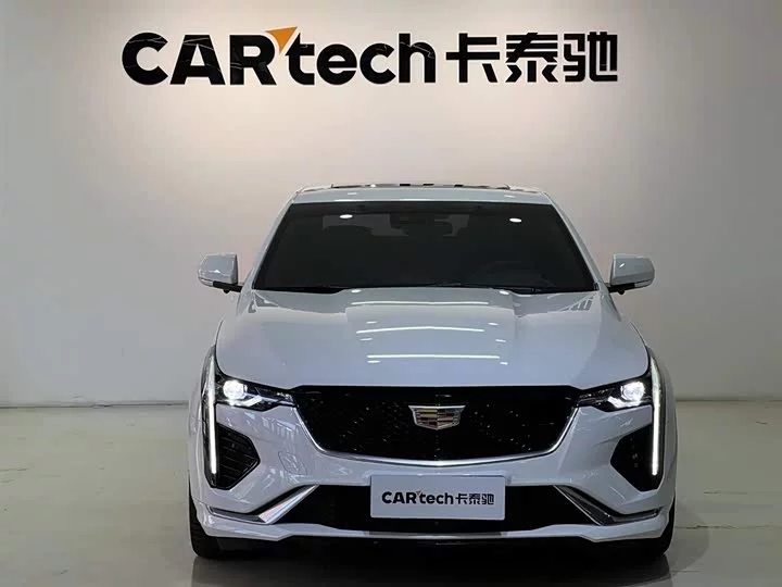 Cadillac CT4
