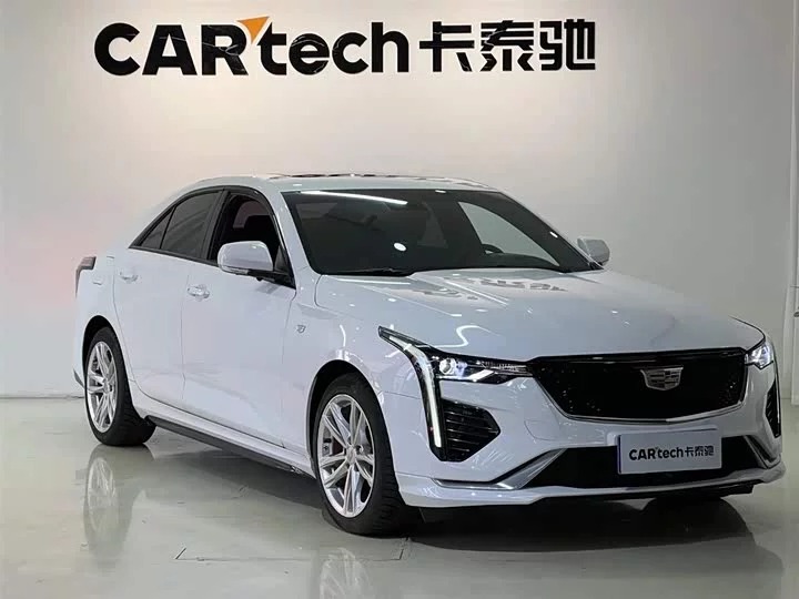 Cadillac CT4