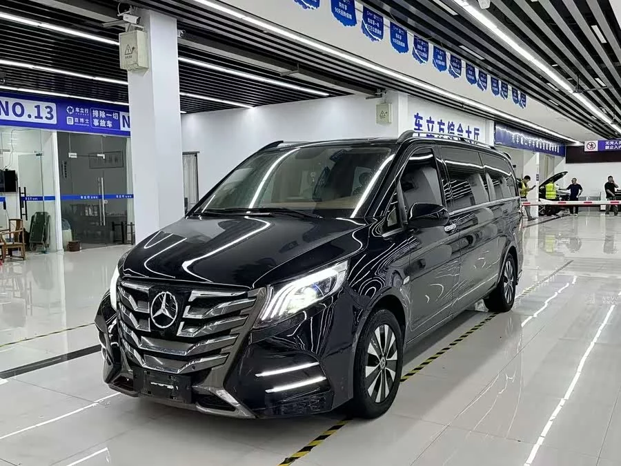 Mercedes Benz Vito